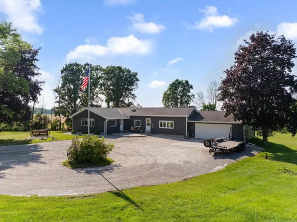 16424 US Highway 151, Valders, WI 54245