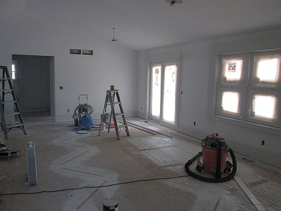 3rd image of 4354 Trail View Dr NE