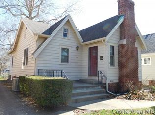 1932 S Walnut St, Springfield, IL 62704