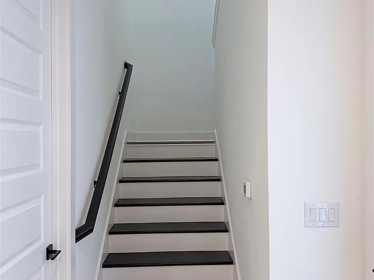 1417 Kramer Ln #2 — Photo 18