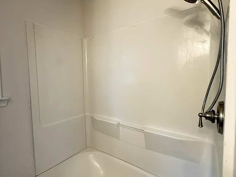 111 Buckhorn Lake Ct — Photo 13