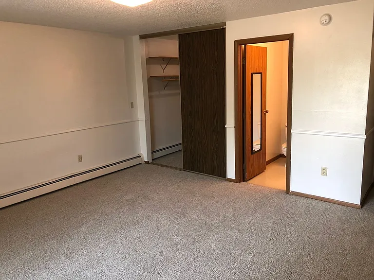 200 N Garfield Ave — Photo 19