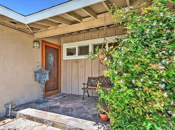 4th image of 7085 Fillmore Dr
