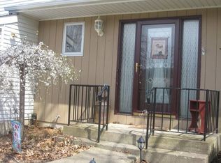 41 Oakwood Dr, Apalachin, NY 13732