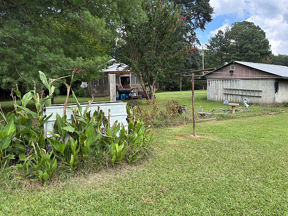 3rd image of 76 Woody Hill Dr