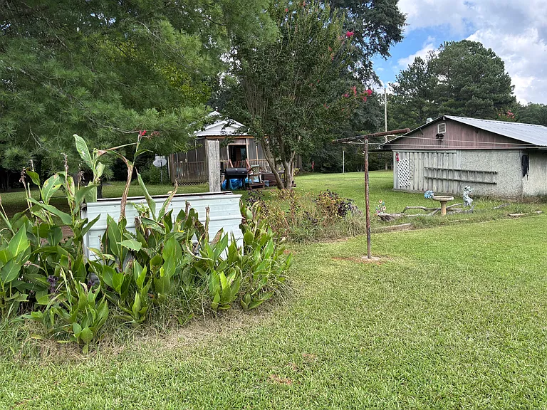 76 Woody Hill Dr — Photo 3