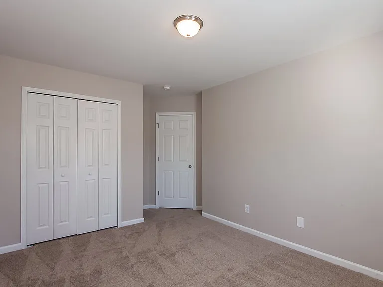 5104 Abercromby St — Photo 15