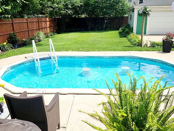 2nd image of 2707 Elder Ln