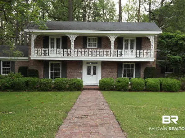 1415 Poplar Ave, Brewton, AL 36426