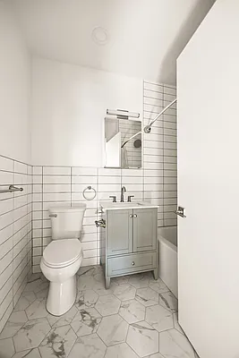 Bathroom, photo 2