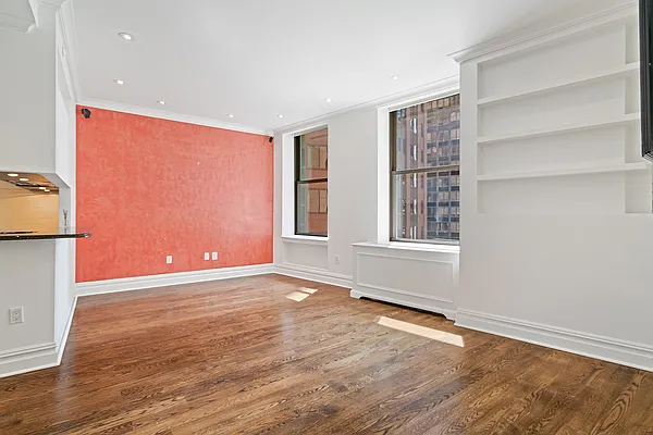 Sold by Nest Seekers International | media 15