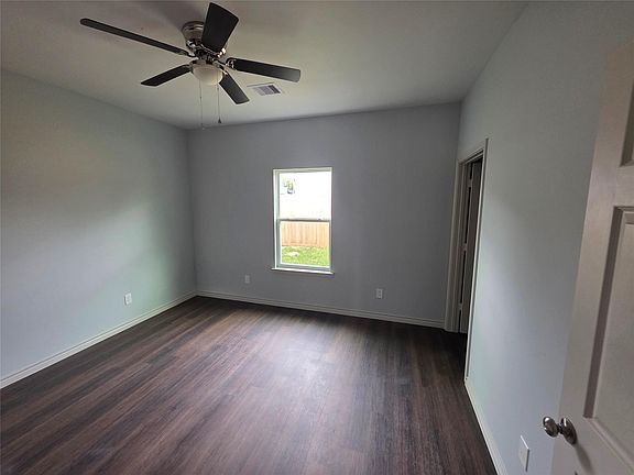 4th image of 213 Dipping Stream St