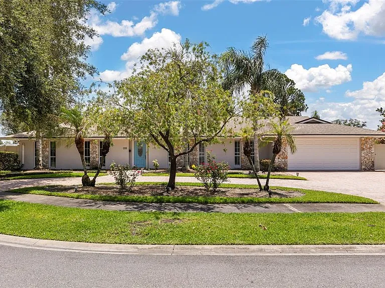 180 Springwood Trl — Photo 2