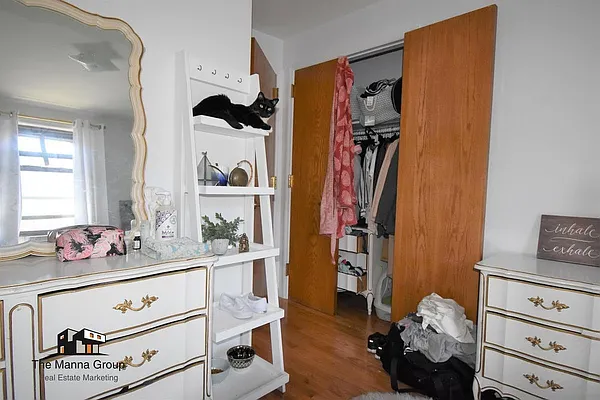 Rented by Bold New York | media 26