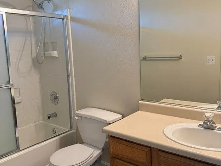 4172 Gordon St — Photo 14