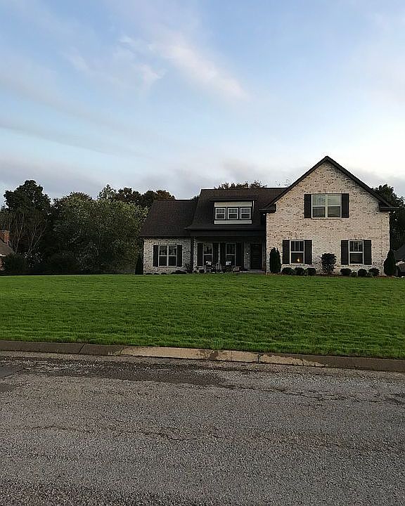 1st image of 3070 Wedgewood Dr