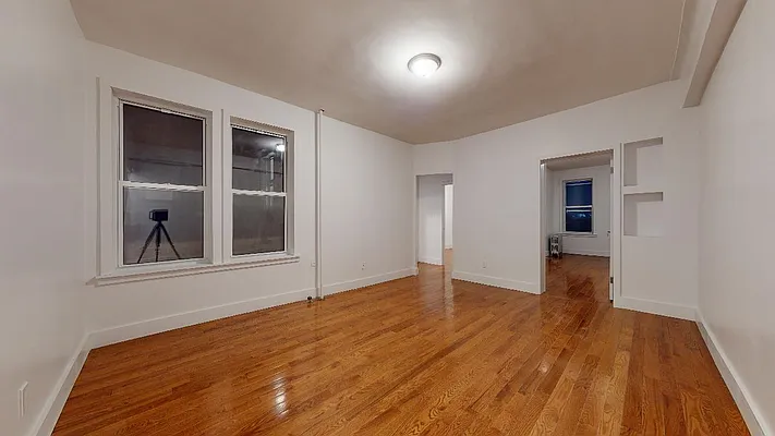 Rented by Bond New York | media 1