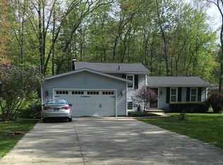 617 Billman St SW, Hartville, OH 44632