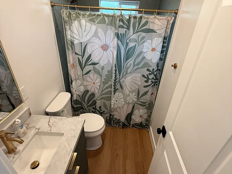 9233 1/4 E Nichols St #9233-1/4 — Photo 12