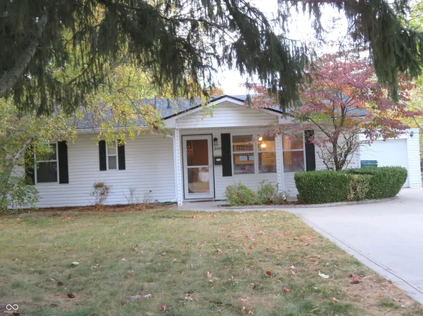 300 E Park St, Plainfield, IN 46168