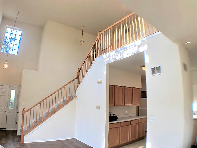 3631 Roanoke Ave — Photo 2