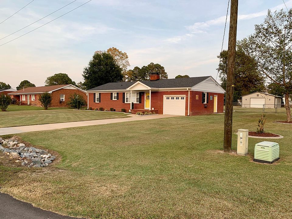 1st image of 306 Connies Cir