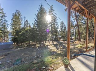 11444 S Lakeshore Rd, Chelan, WA 98816