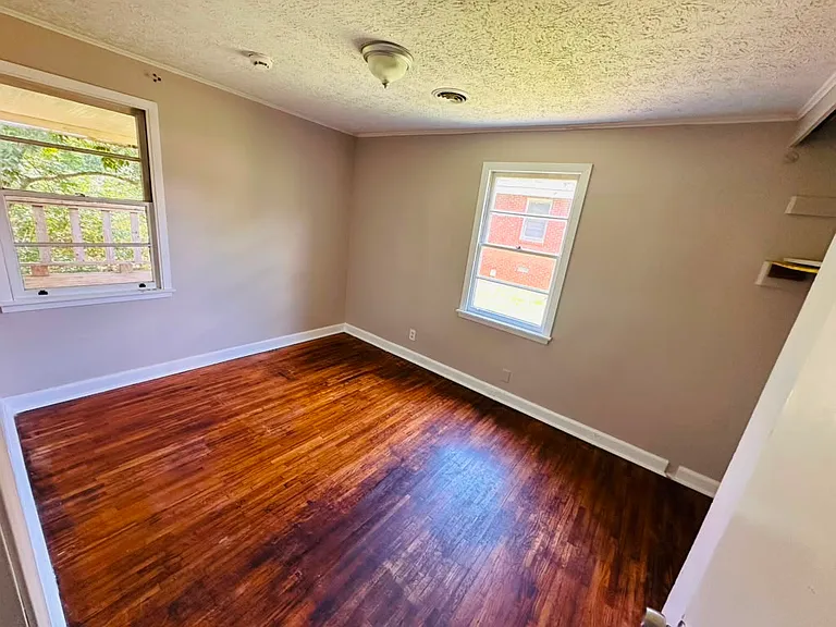 262 Perry Hill Rd — Photo 20