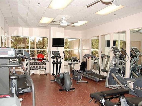 2nd image of 6825 Grenadier Blvd APT 904