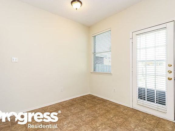 3rd image of 6341 Bay Lake Dr