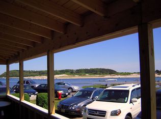 29 River Rd, Ipswich, MA 01938