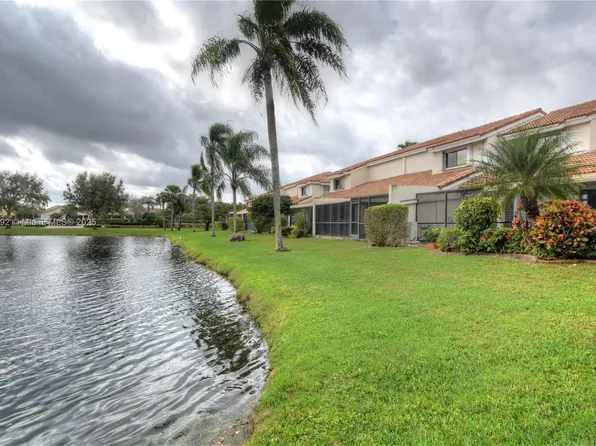 8639 Eagle Run Dr APT 11, Boca Raton, FL 33434