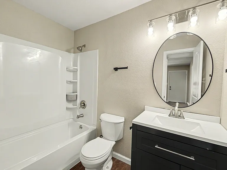 2140 E Crawford St #2 — Photo 8
