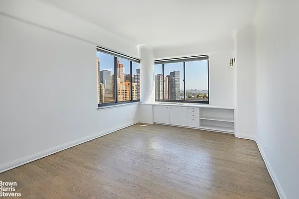 Rented by Brown Harris Stevens | media 48