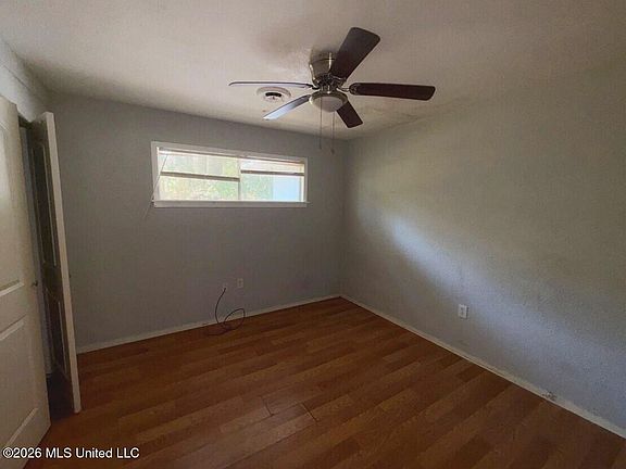 5th image of 1607 Meadow Forest Dr