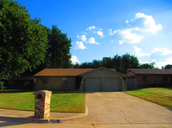 118 Aspen Dr, Yukon, OK 73099