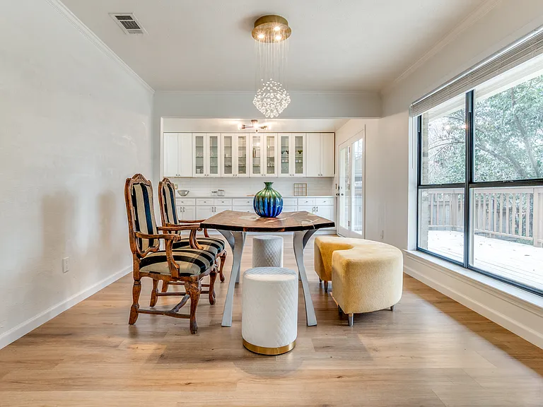 9130 Valley Chapel Ln — Photo 14
