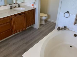 5207 Moonlight Way, Elk Grove, CA 95758