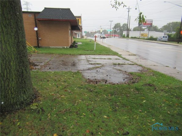 3037 Sherbrooke Rd, Toledo, OH 43606