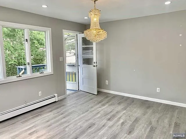 487 Steinway Rd — Photo 4