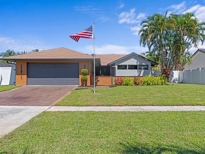 401 S Country Club Boulevard, Boca Raton, FL, 33487