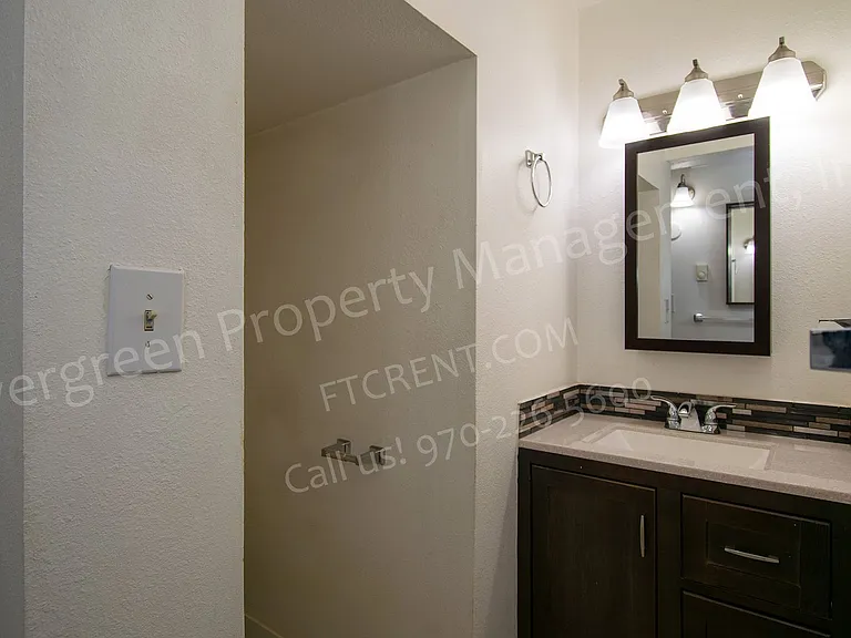 1702 Mathews St #2 — Photo 12