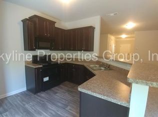 578 Oakside Pl, Acworth, GA 30102