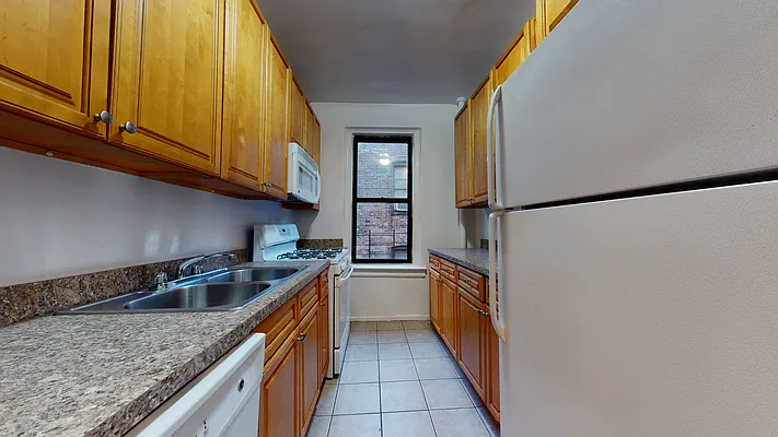 Rented by Revona Properties | media 14