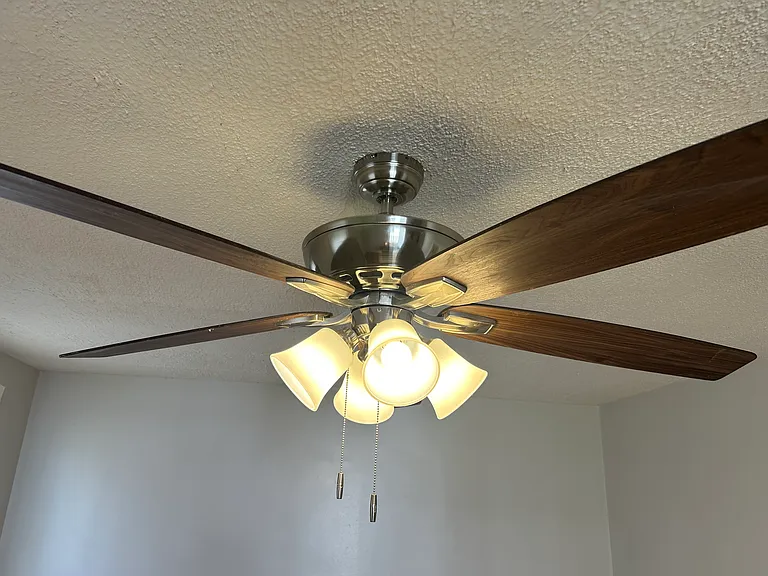 1331 Parkview Cir — Photo 8