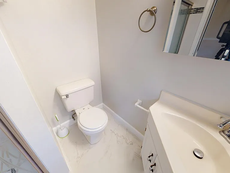 6103 Ronna Cir — Photo 32