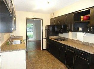 2526 Mimosa Tree Dr, Germantown, TN 38138