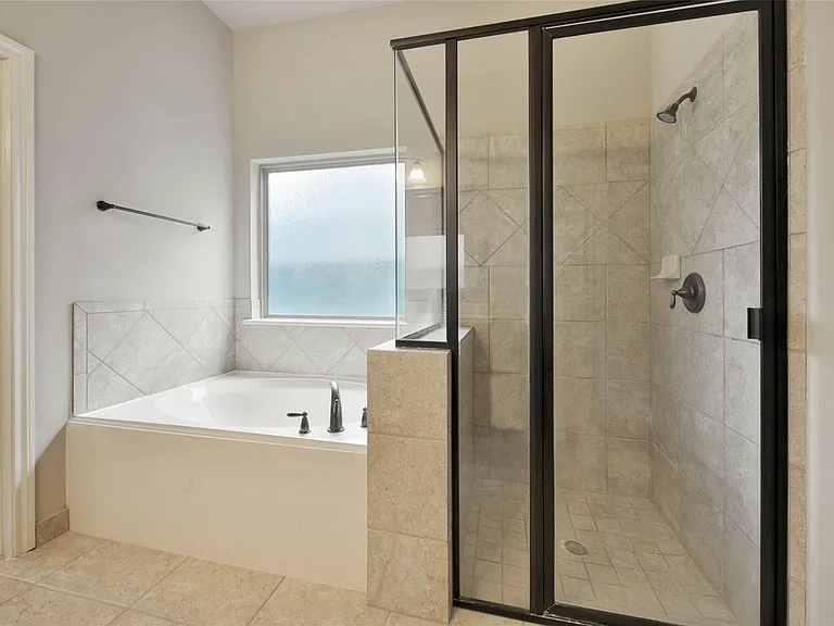 78 Hearthshire Cir — Photo 20
