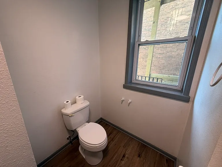 1501 Central Ave — Photo 8