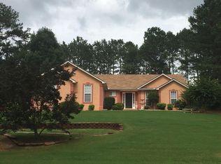 54 Scenic Dr, McDonough, GA 30252